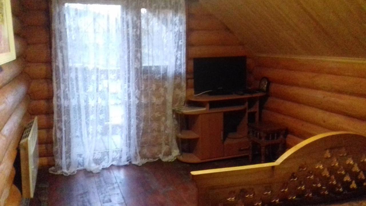 Затишний Будиночок Bukovets Eksteriør billede