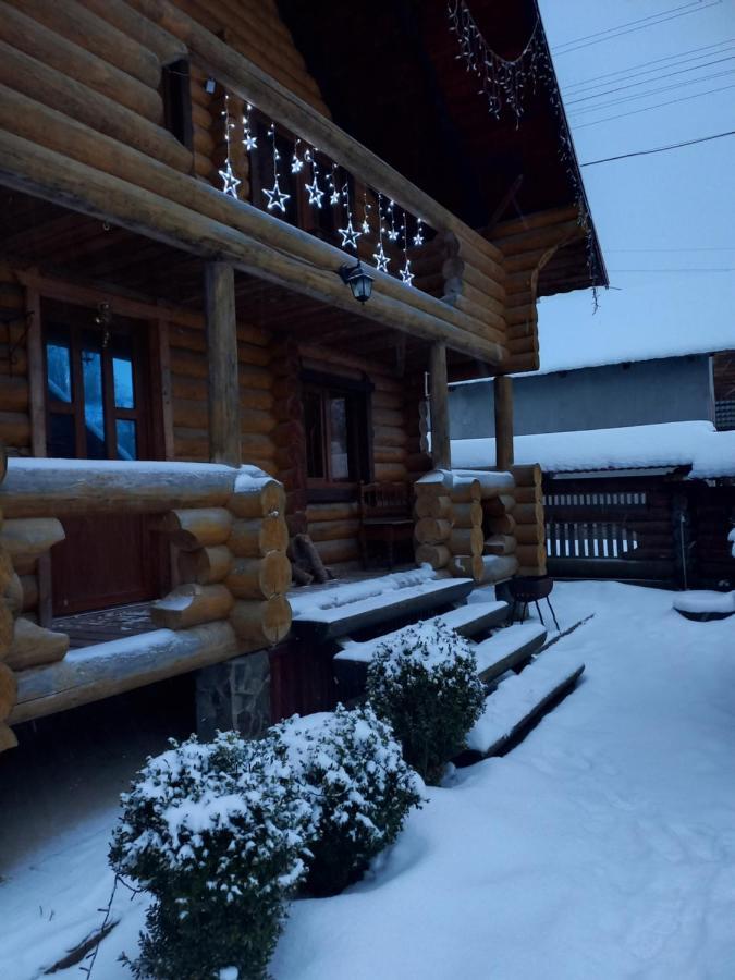 Затишний Будиночок Bukovets Eksteriør billede